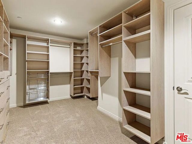 1810 S Barrington Avenue 5, Los Angeles, CA 90025
