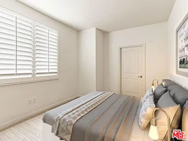 1810 S Barrington Avenue 5, Los Angeles, CA 90025