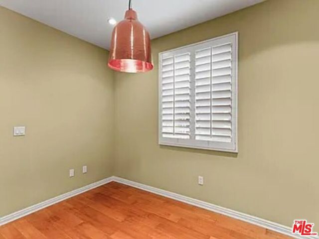1810 S Barrington Avenue 5, Los Angeles, CA 90025