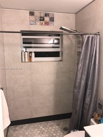11400 NE 4 Ave 2, Miami, FL 33161