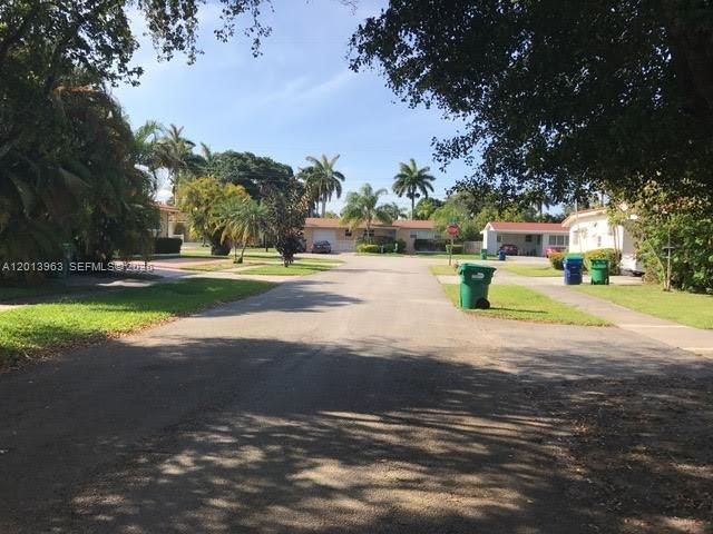 11400 NE 4 Ave 2, Miami, FL 33161