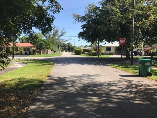 11400 NE 4 Ave 2, Miami, FL 33161
