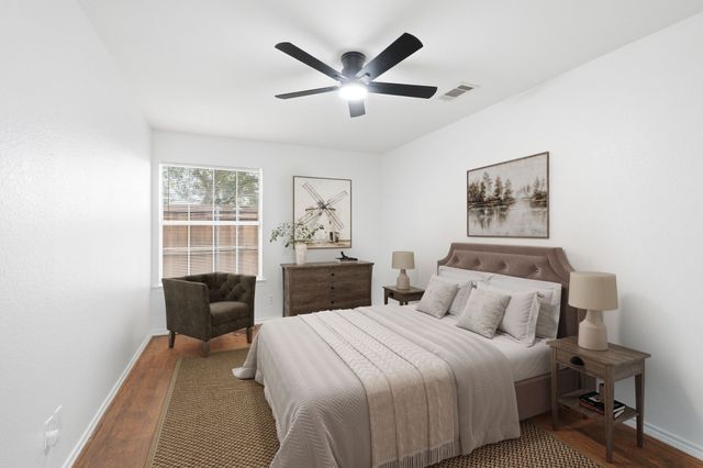 227 N Hopson Street, Van Alstyne, TX 75495