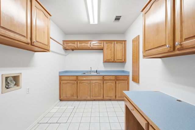 227 N Hopson Street, Van Alstyne, TX 75495