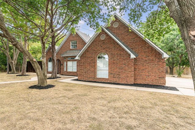 227 N Hopson Street, Van Alstyne, TX 75495