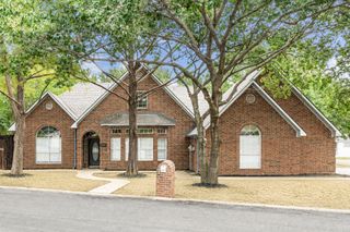 227 N Hopson Street, Van Alstyne, TX 75495