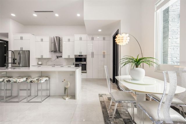 1202 SW 11TH PLACE, Cape Coral, FL 33991