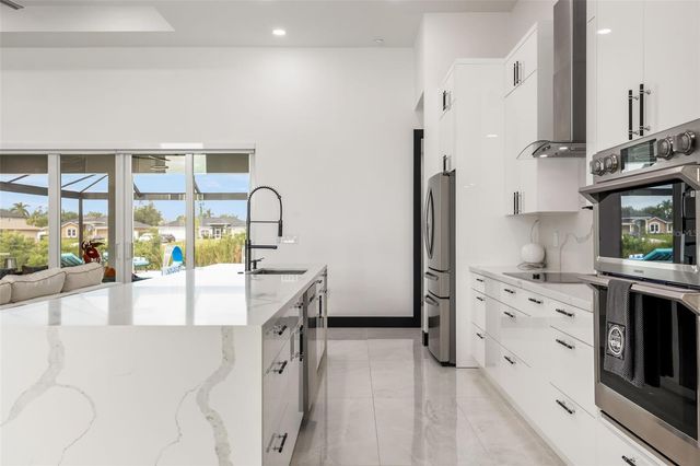 1202 SW 11TH PLACE, Cape Coral, FL 33991