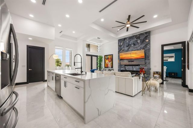 1202 SW 11TH PLACE, Cape Coral, FL 33991