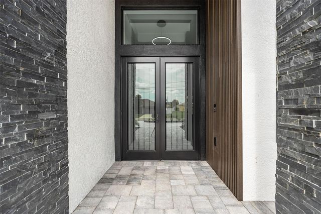 1202 SW 11TH PLACE, Cape Coral, FL 33991