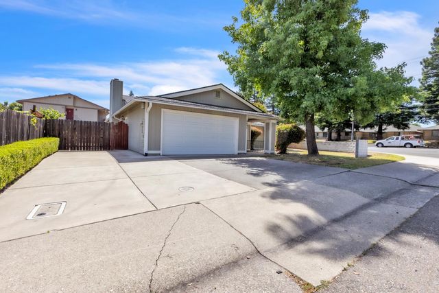 8641 Stratus Dr, Orangevale, CA 95662