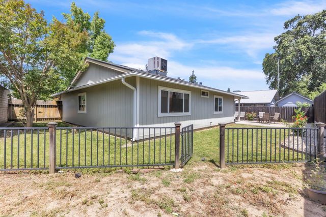 8641 Stratus Dr, Orangevale, CA 95662