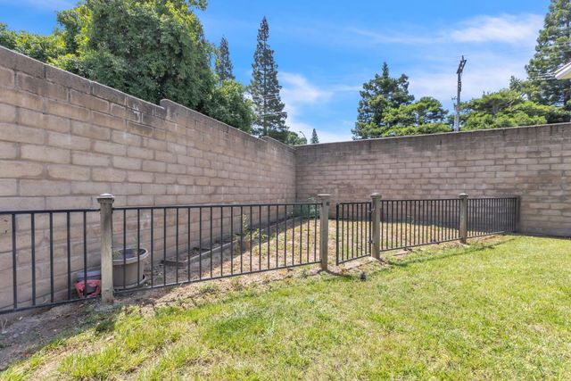 8641 Stratus Dr, Orangevale, CA 95662