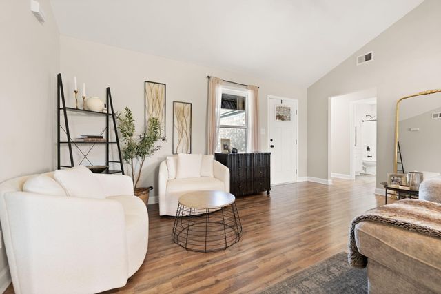 266 Lone Oak Drive, Somerset, KY 42503