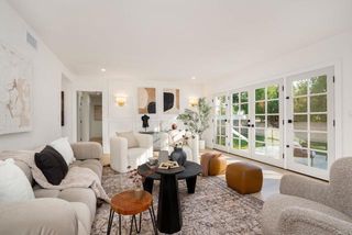 18438 Los Alimos St, Northridge (los Angeles), CA 91326