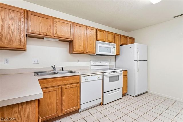 518 Morningstar Drive, Tallmadge, OH 44278