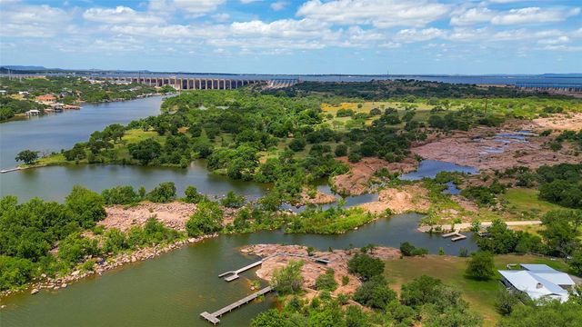 160 County Road 141, Burnet, TX 78611