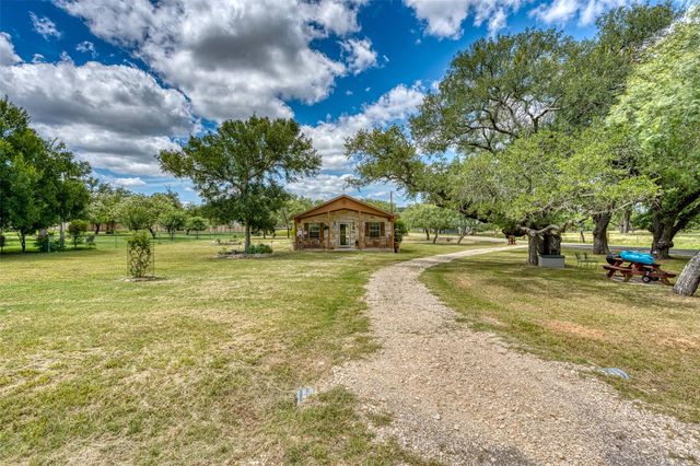 160 County Road 141, Burnet, TX 78611