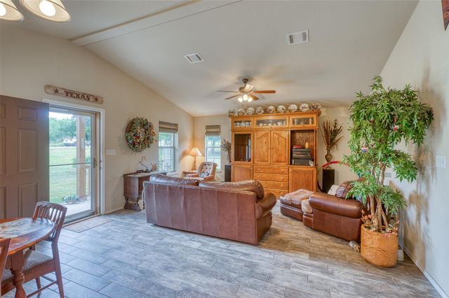 160 County Road 141, Burnet, TX 78611