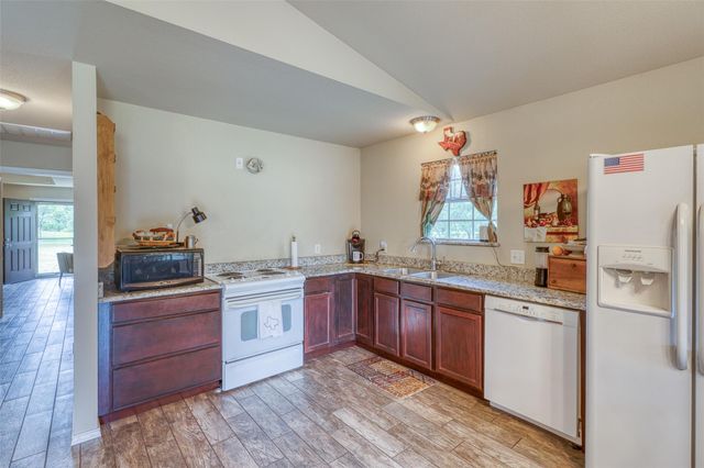 160 County Road 141, Burnet, TX 78611