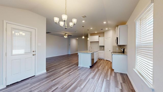 305 Creekfall RD, Burnet, TX 78611