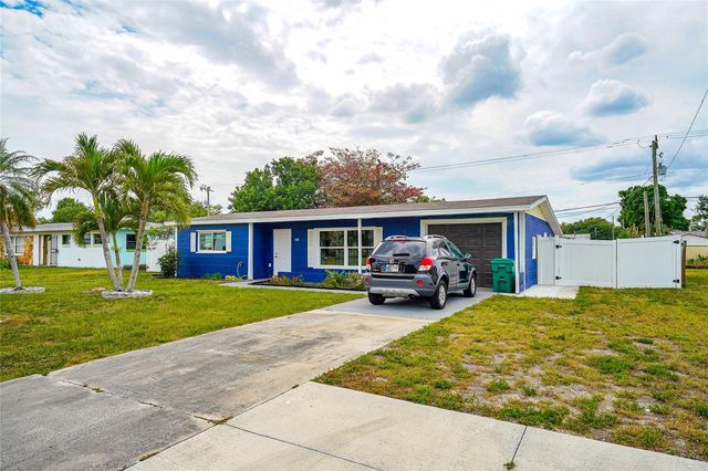 3095 PINETREE STREET, Port Charlotte, FL 33952
