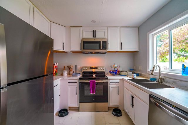 3095 PINETREE STREET, Port Charlotte, FL 33952