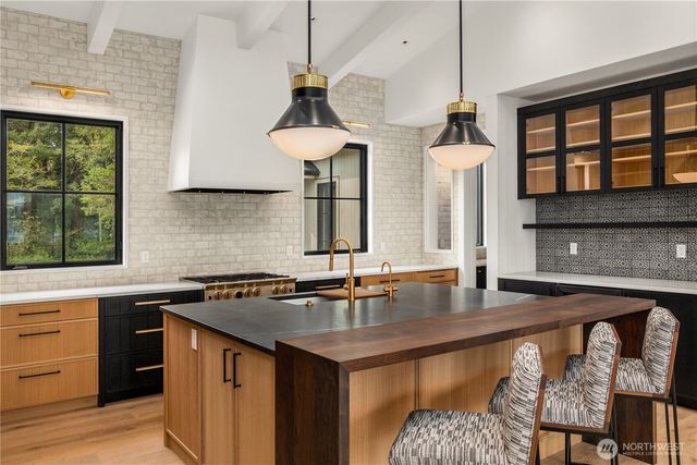 13160 Teal Lane, Long Beach, WA 98631