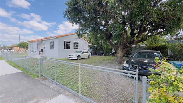 3310 NW 19th Ter, Miami, FL 33125