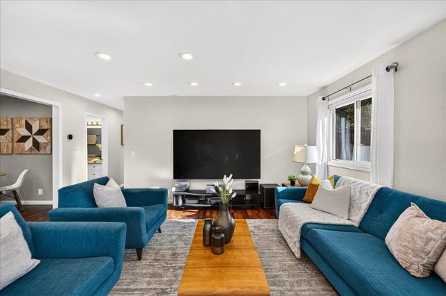 2318 Maximilian Drive, Campbell, CA 95008