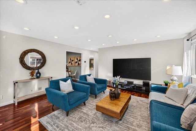 2318 Maximilian Drive, Campbell, CA 95008