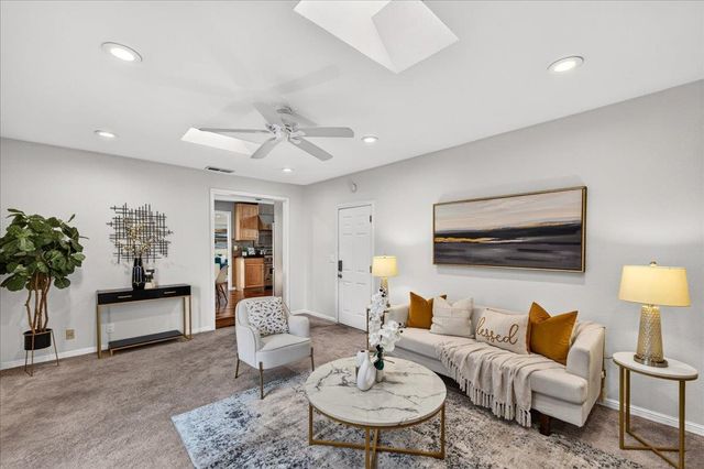 2318 Maximilian Drive, Campbell, CA 95008