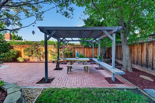 2318 Maximilian Drive, Campbell, CA 95008