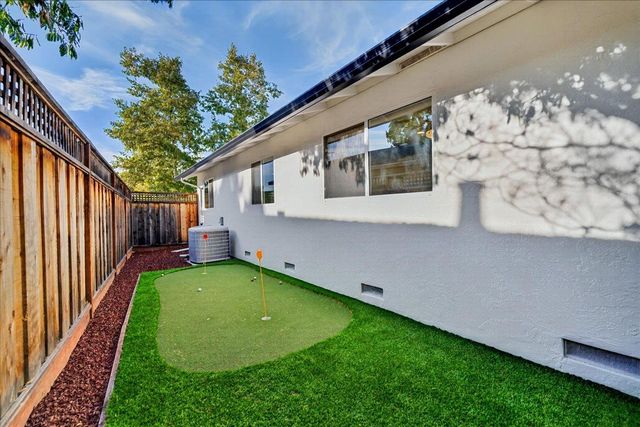 2318 Maximilian Drive, Campbell, CA 95008