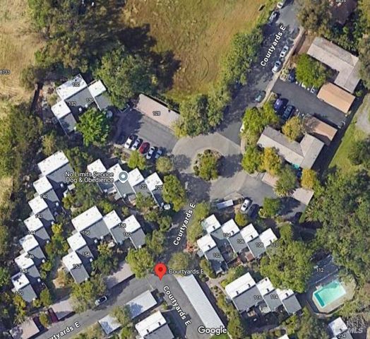 156 Courtyards East, Windsor, CA 95492