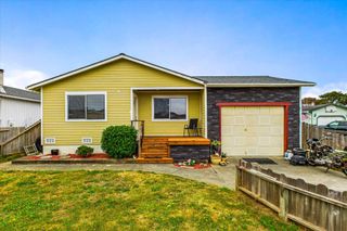 683 Jack Court, Mckinleyville, CA 95519