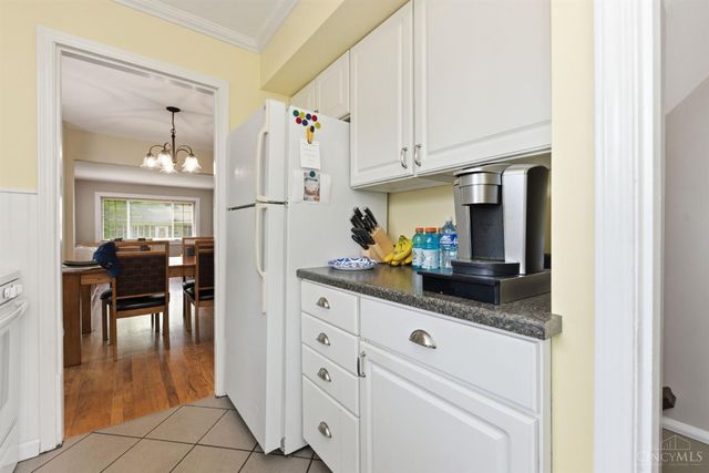 6148 Cambridge Avenue, Cincinnati, OH 45230