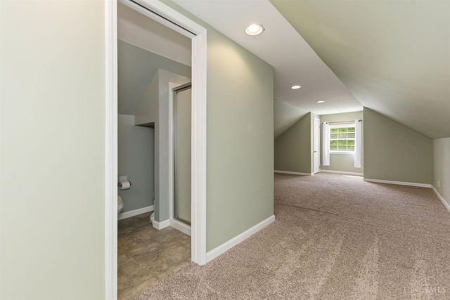 6148 Cambridge Avenue, Cincinnati, OH 45230