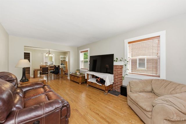 6148 Cambridge Avenue, Cincinnati, OH 45230