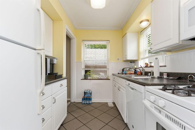 6148 Cambridge Avenue, Cincinnati, OH 45230