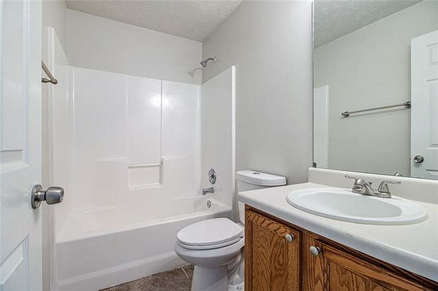 6908 REGISTRY CHASE, Stone Mountain, GA 30087