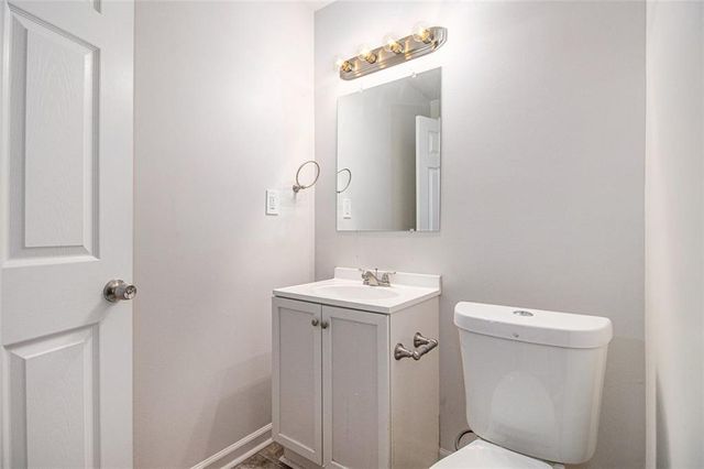 6908 REGISTRY CHASE, Stone Mountain, GA 30087