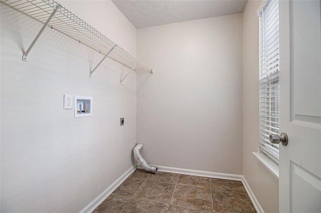 6908 REGISTRY CHASE, Stone Mountain, GA 30087