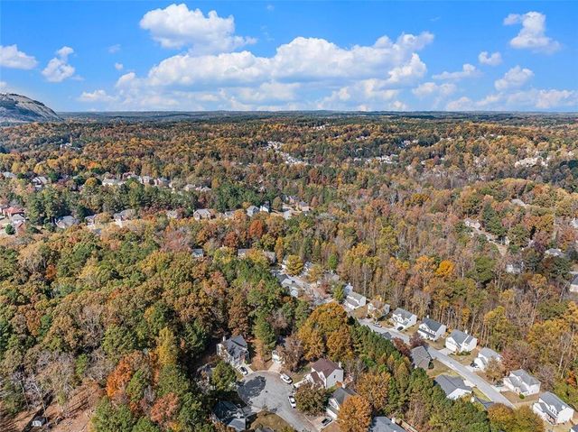 6908 REGISTRY CHASE, Stone Mountain, GA 30087