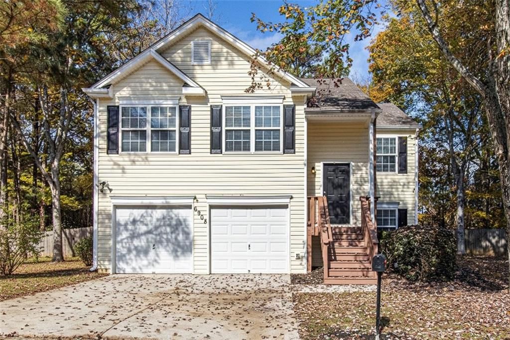 6908 REGISTRY CHASE, Stone Mountain, GA 30087