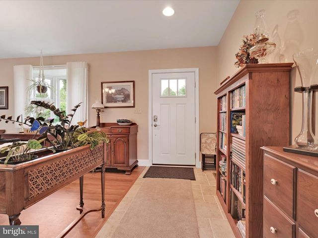 661 APACHE COVE, Auburn, PA 17922