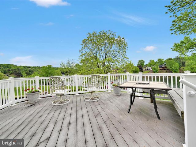 661 APACHE COVE, Auburn, PA 17922