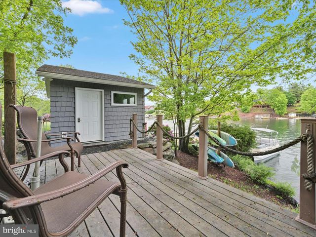 661 APACHE COVE, Auburn, PA 17922