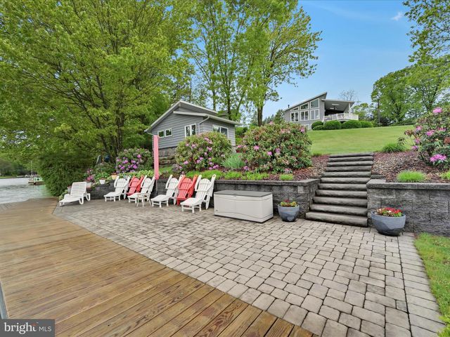 661 APACHE COVE, Auburn, PA 17922