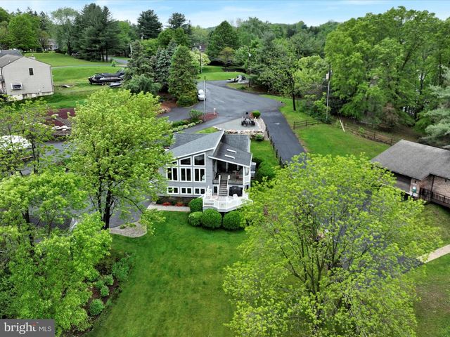 661 APACHE COVE, Auburn, PA 17922